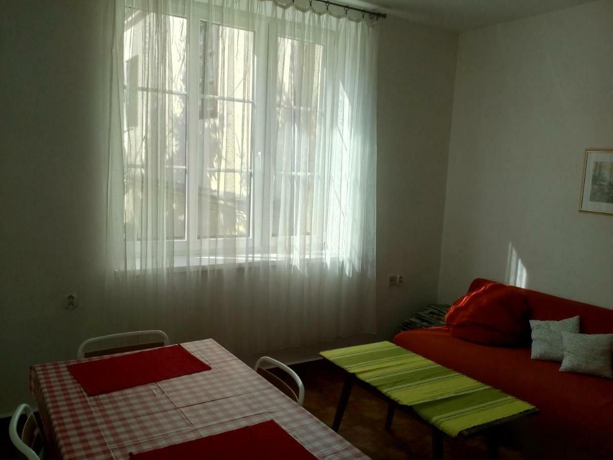 Urban Center Hotel Oravsky Podzamok Exterior photo